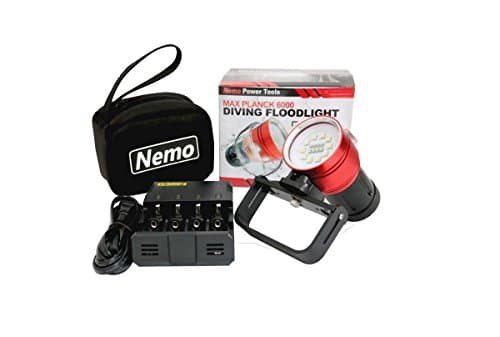 Max Planck 6000 lumens dive light