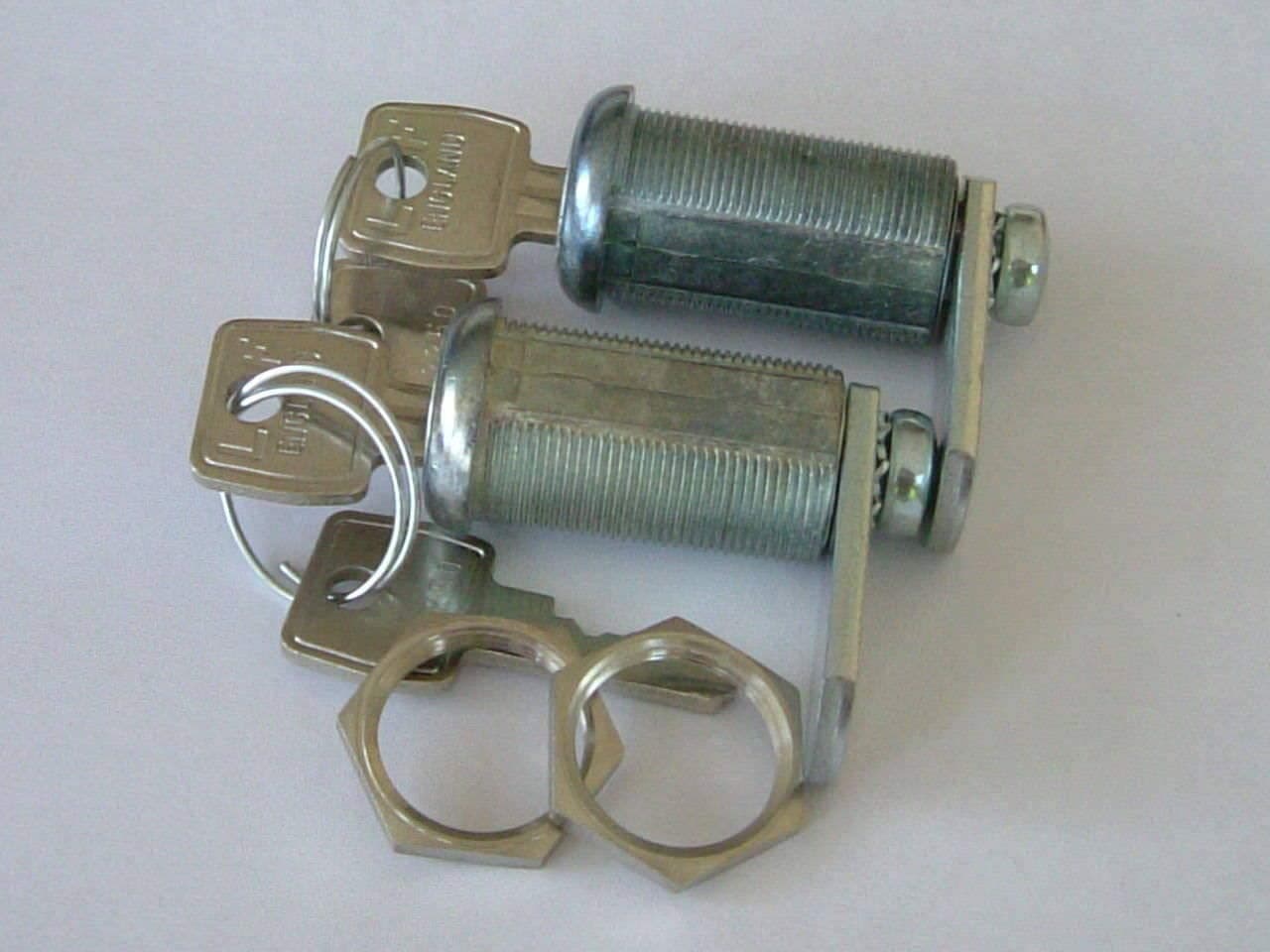 2 x Fruit Machine 92250 Pass Locks and Keys**