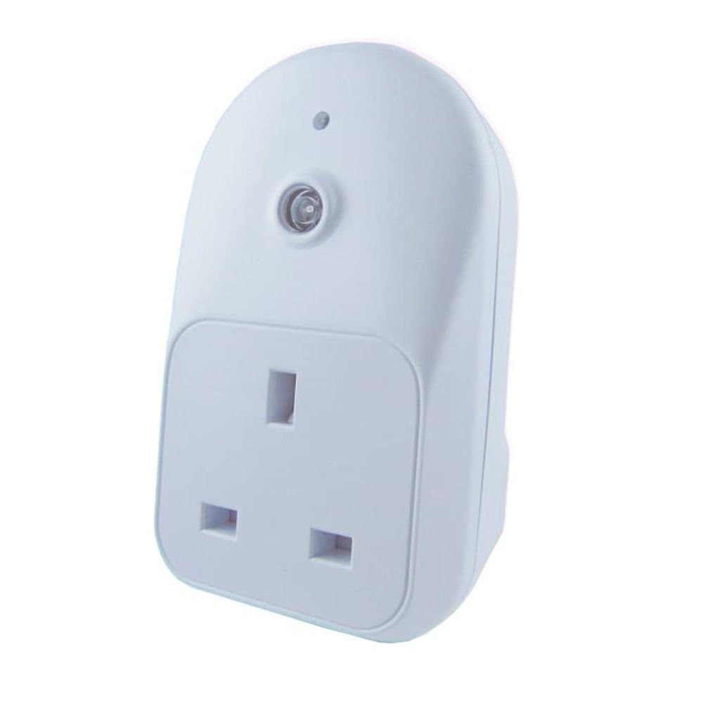 Uni-Com Security Timer Plug-in, Home Protection, Easy to Use Random Pattern to Switch Lights On & Off