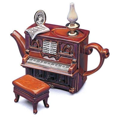 0.5-pt. Piano Teapot
