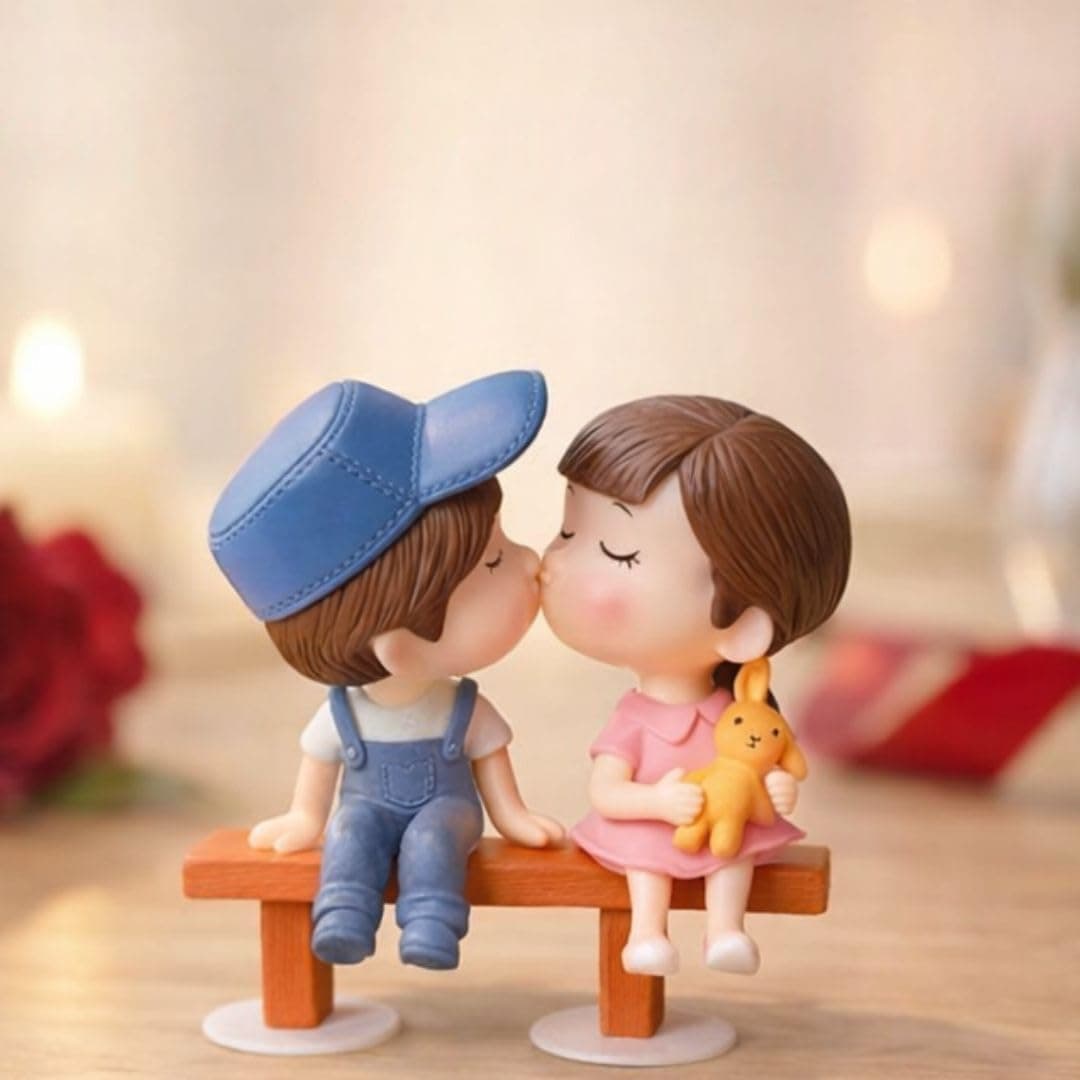 SATYAM KRAFT 1 Set Romantic Couple Love Sitting on Bench Miniature Showpiece Valentine Gift for Girlfriend Boyfriend Husband Wife Wedding Anniversary Birthday Home Decor Statue Resin Decorative Idol.