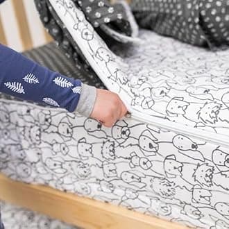 Beddy's Puppies Dogs Durable Zipper Bedding for Kids, Bed in a Bag, White Sheets and Comforter with Puppy Design, Includes Pillowcase and Pillow Sham, Easy to Make and Wash
