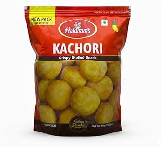 -Haldiram's Saunth chutney inside - Kachori, 210g/216g (200g+16g) [weight may vary]
