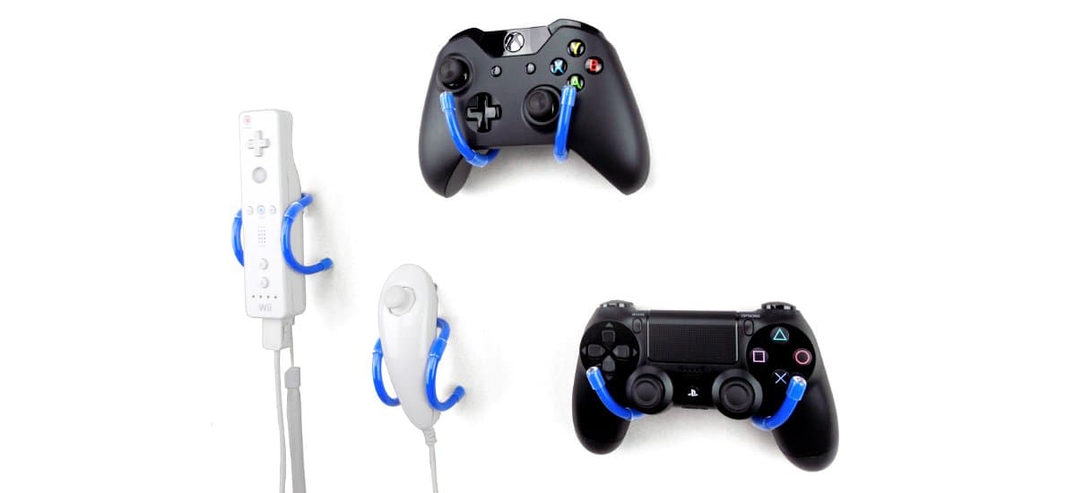 Wall Clip - Xbox One, PS4, Switch, and Retro Game Controller Organizer - 4 Pack, Blue