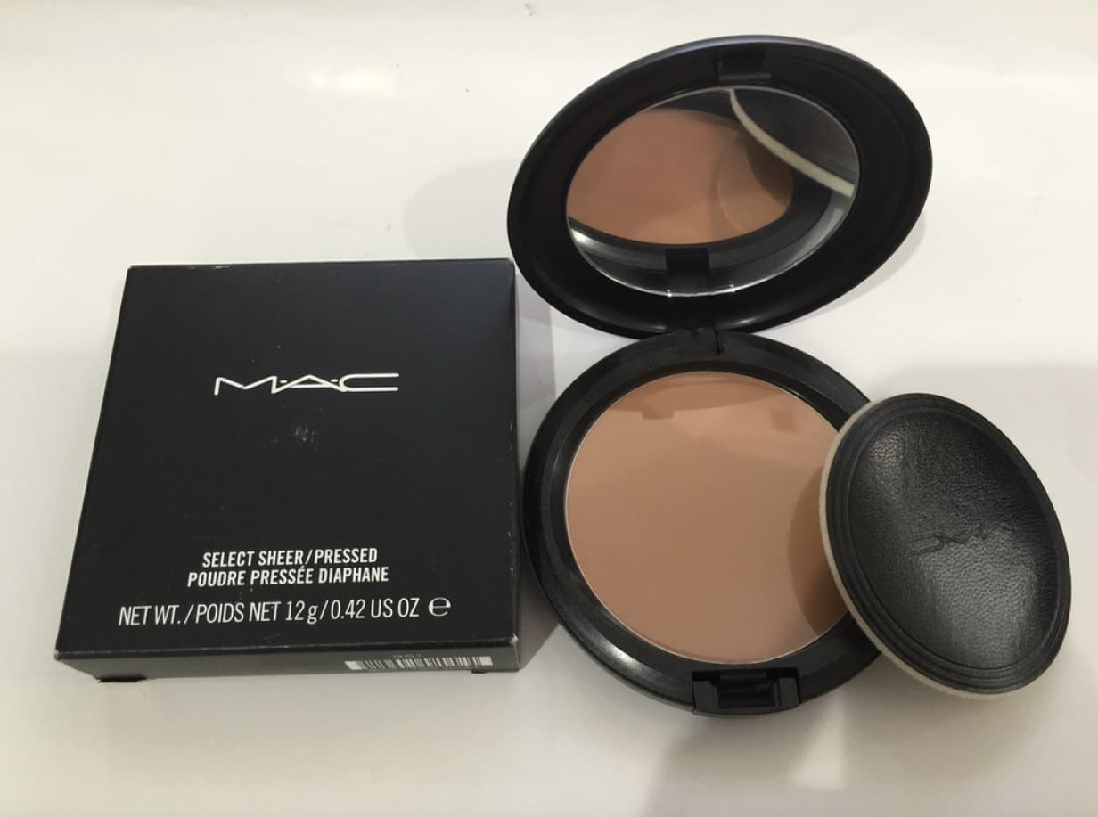 MAC Select Sheer Pressed Powder NW43