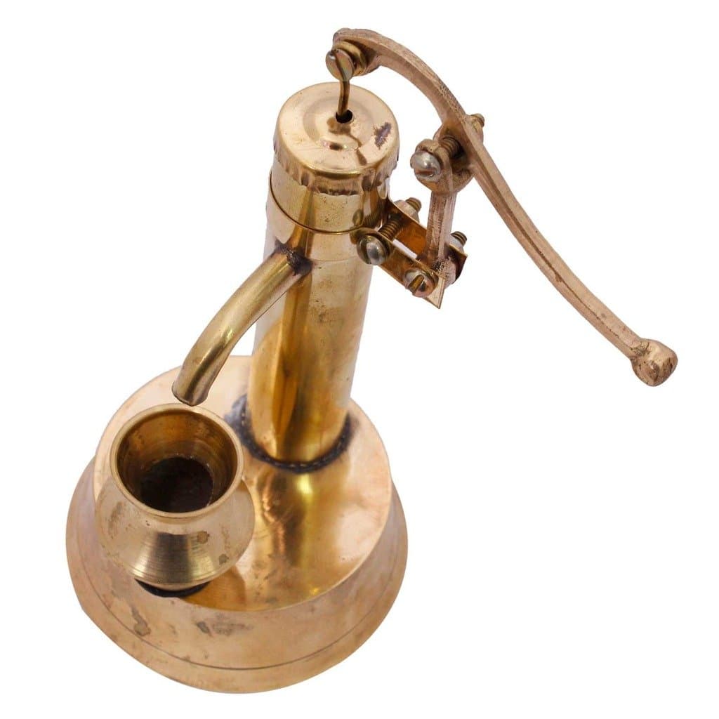 Unique Design Brass Handpump Showpiece