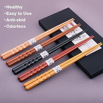GLAMFIELDS Reusable Chopsticks Natural Wood Japanese Classic Style 5 Pairs Lightweight Hand Carved Chopsticks Safe for Chopping Sticks 22.5cm