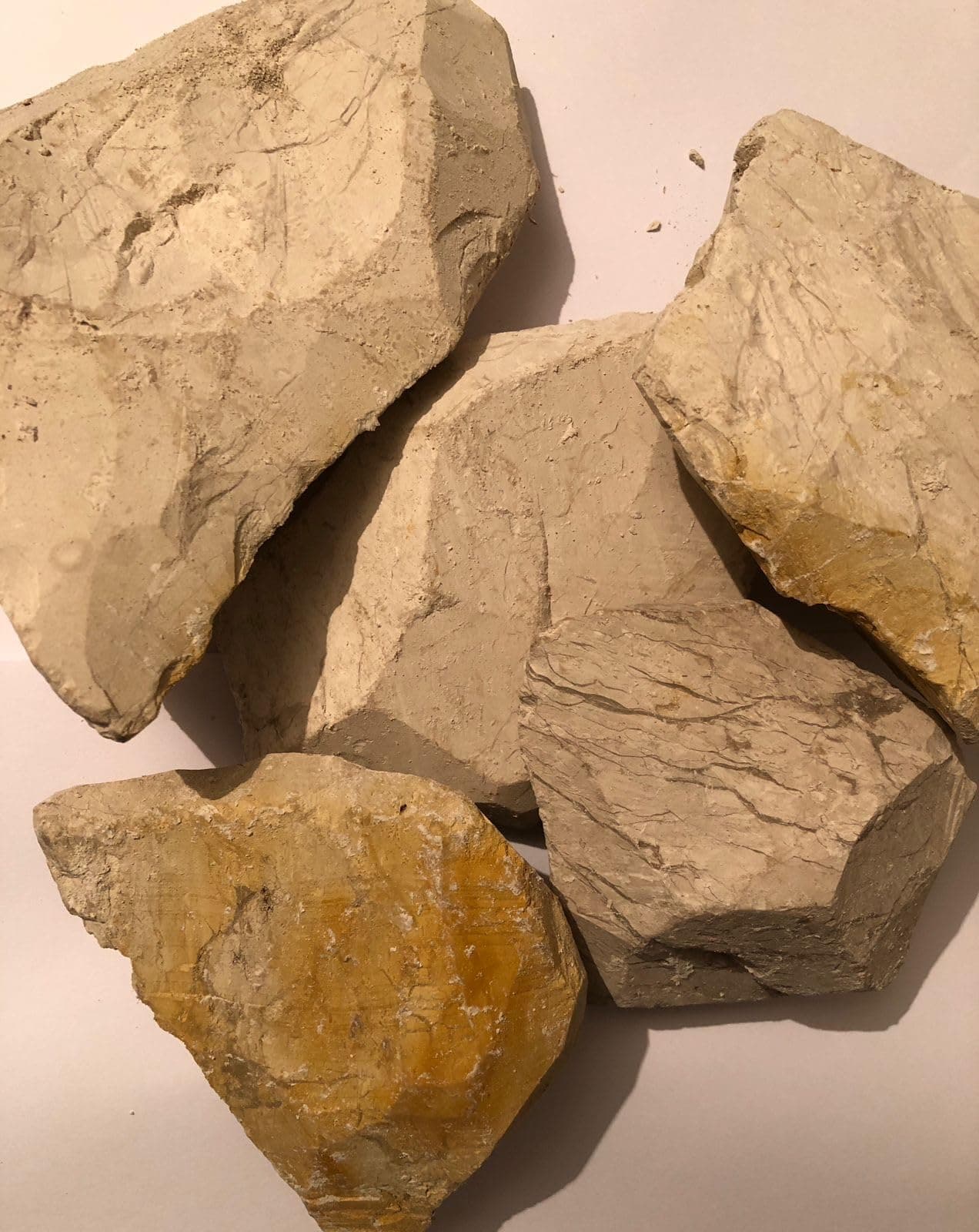 Clay August 200 Grams