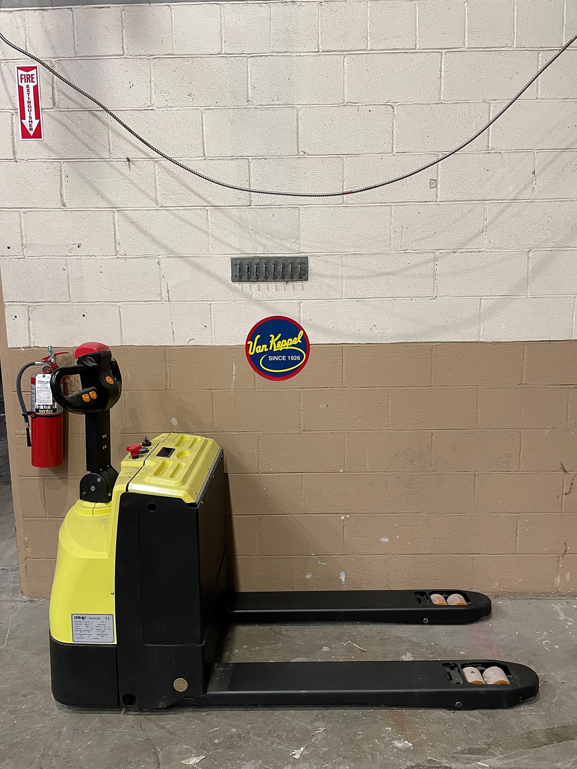 PALLET JACK 4500 ELECTRIC