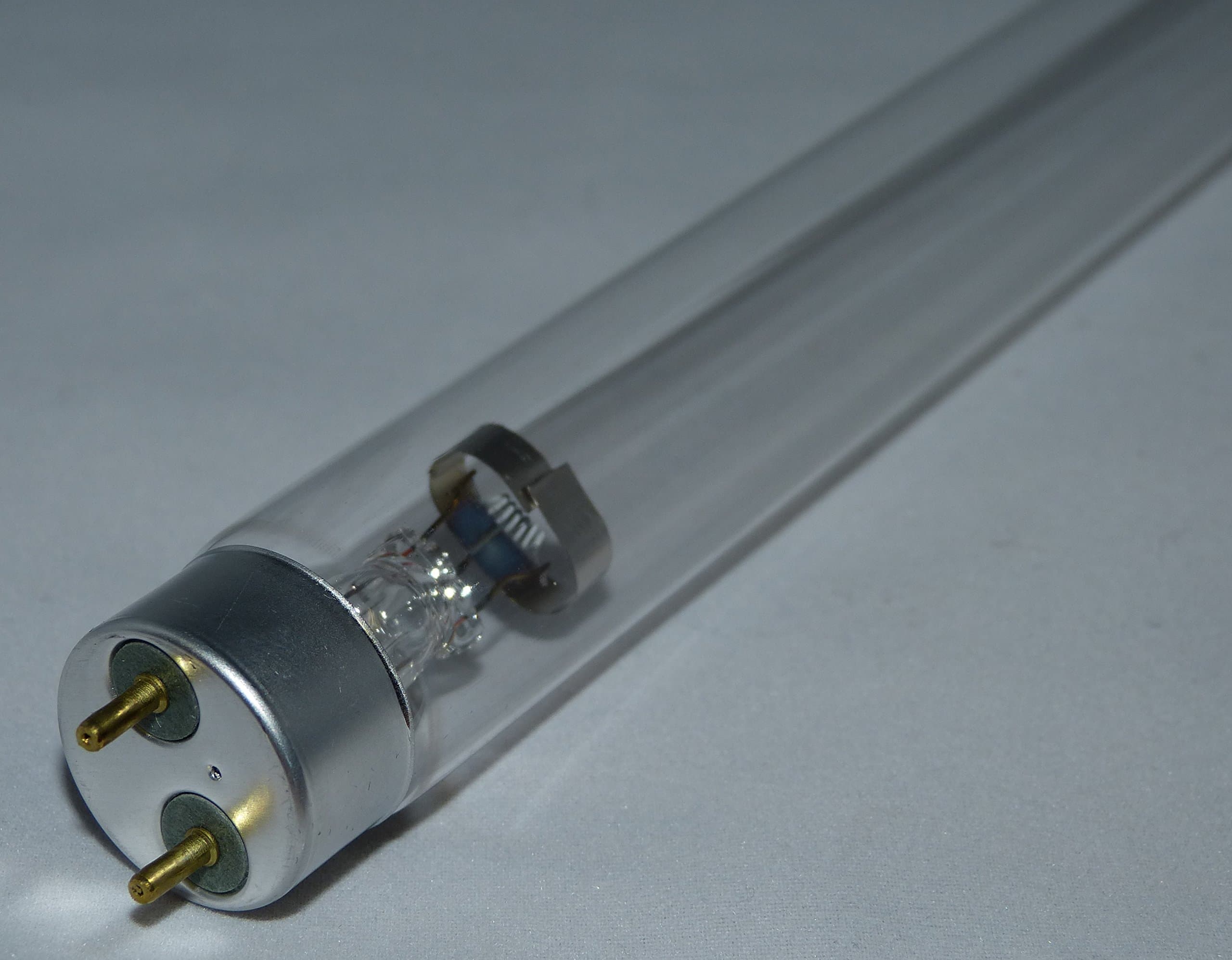 Caprock 15W Replacement for Sharper Image/Ionic Breeze GP Germicidal UV-C Lamp SI730/SI830/SI922 but not Made by Sharper Image